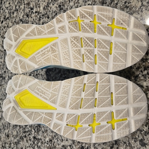 HOKA ONE ONE. MACH 5. WHITE AND BLUE GLASS SNEAKERS. SIZE 9D. - Picture 11 of 16